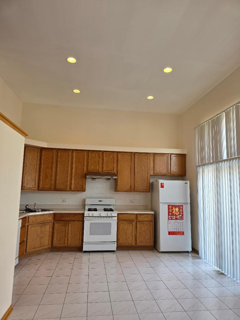 3400 S Wolcott Avenue Unit: I