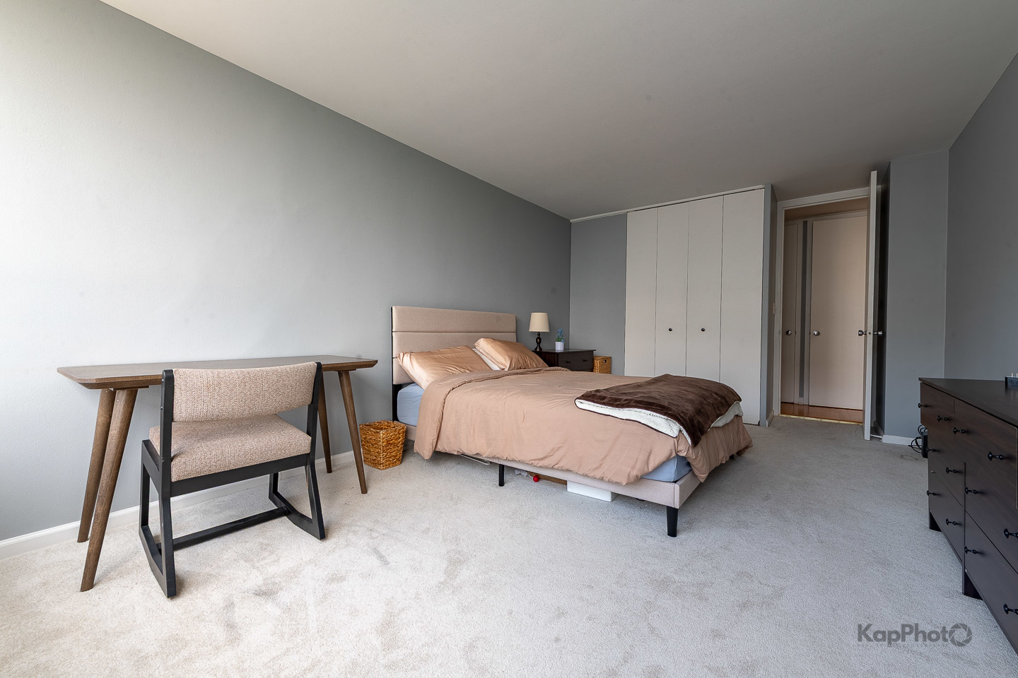 4800 S Chicago Beach Drive Unit: 2405S