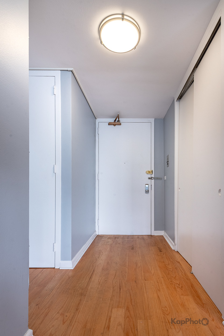 4800 S Chicago Beach Drive Unit: 2405S