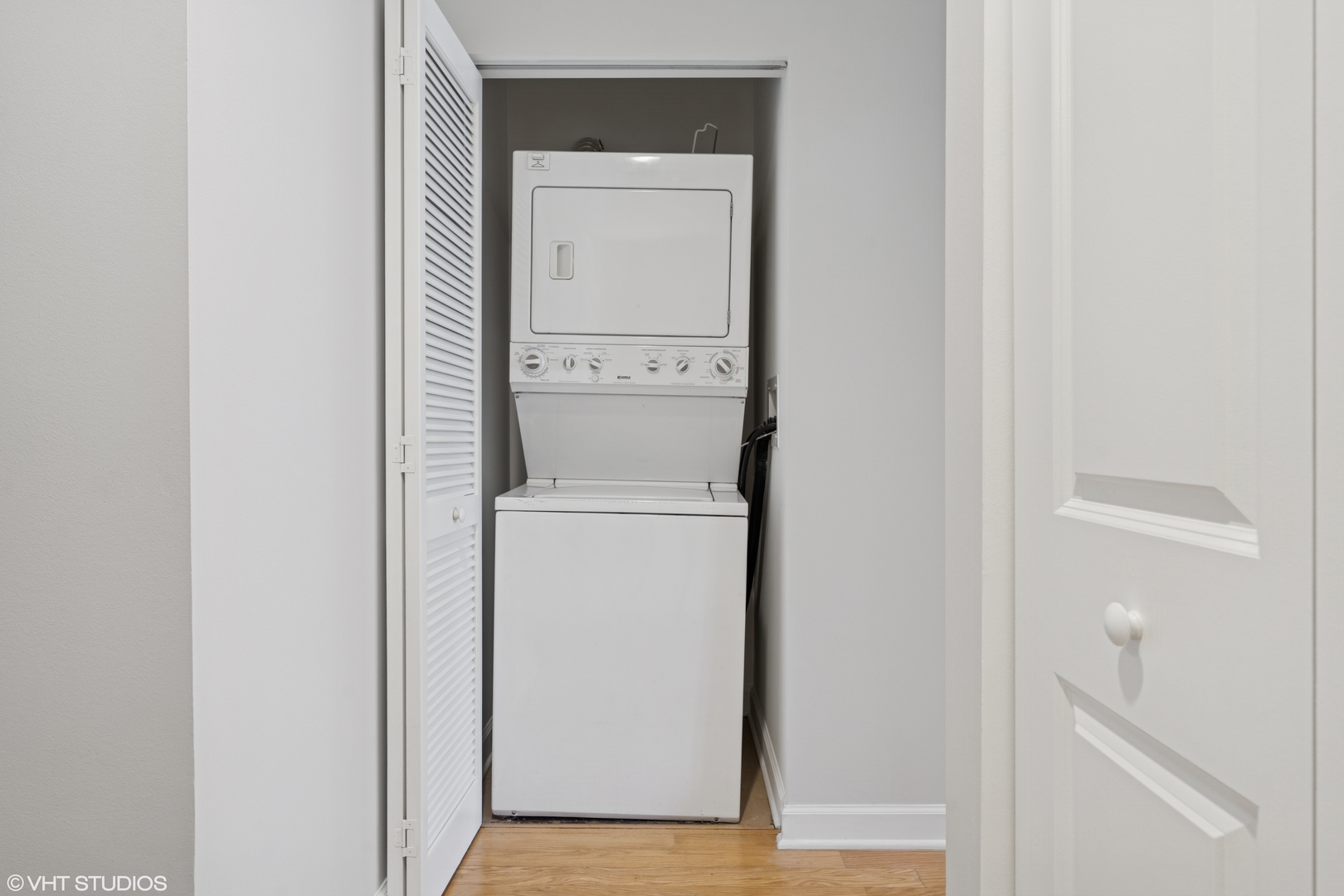 1250 S Michigan Avenue Unit: 903