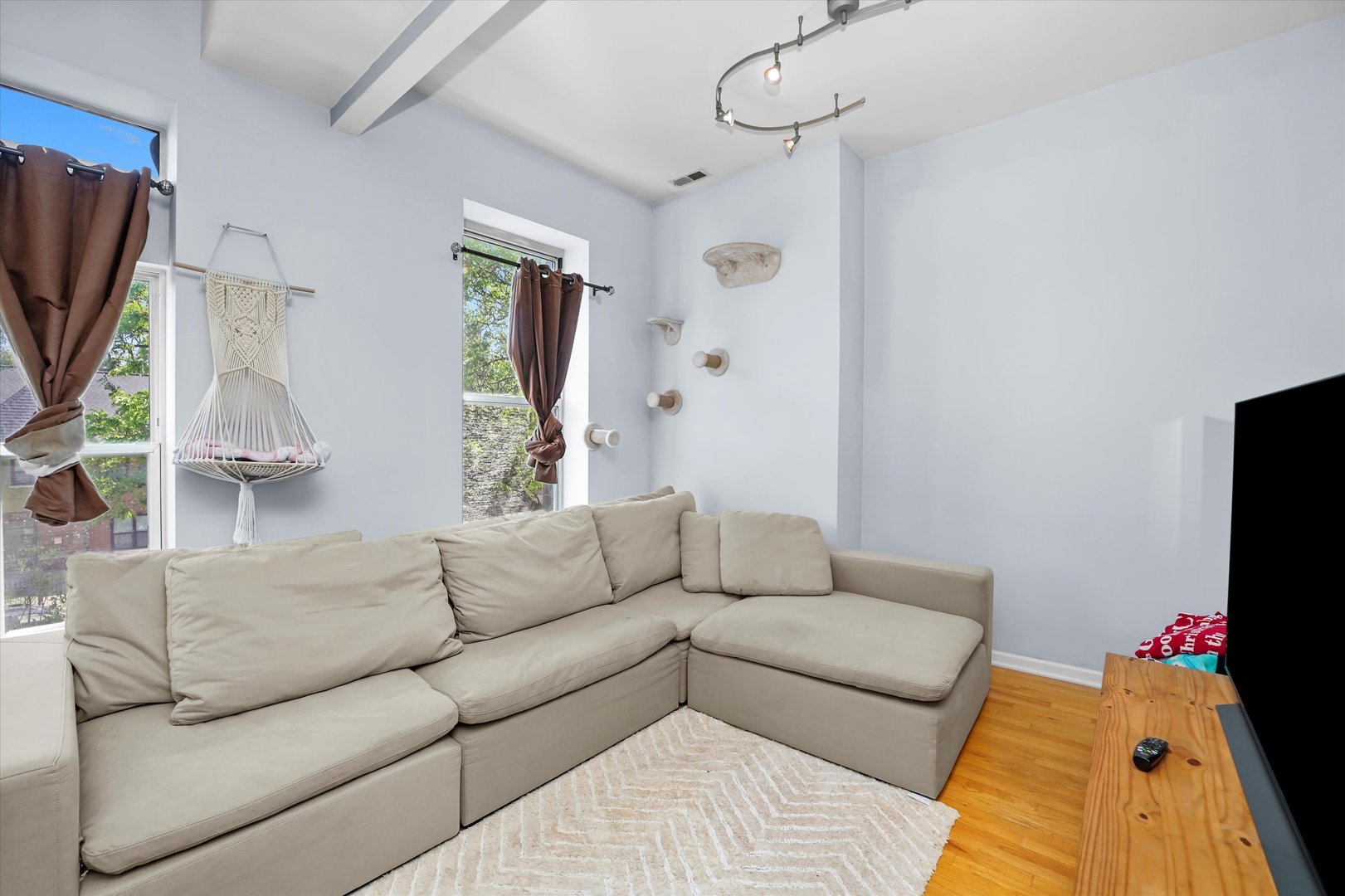 2744 W Haddon Avenue Unit: 2