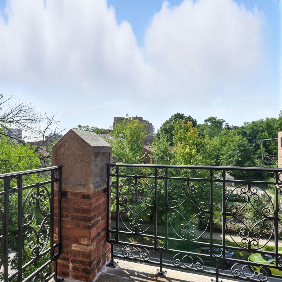 1368 E 57th Street Unit: 3