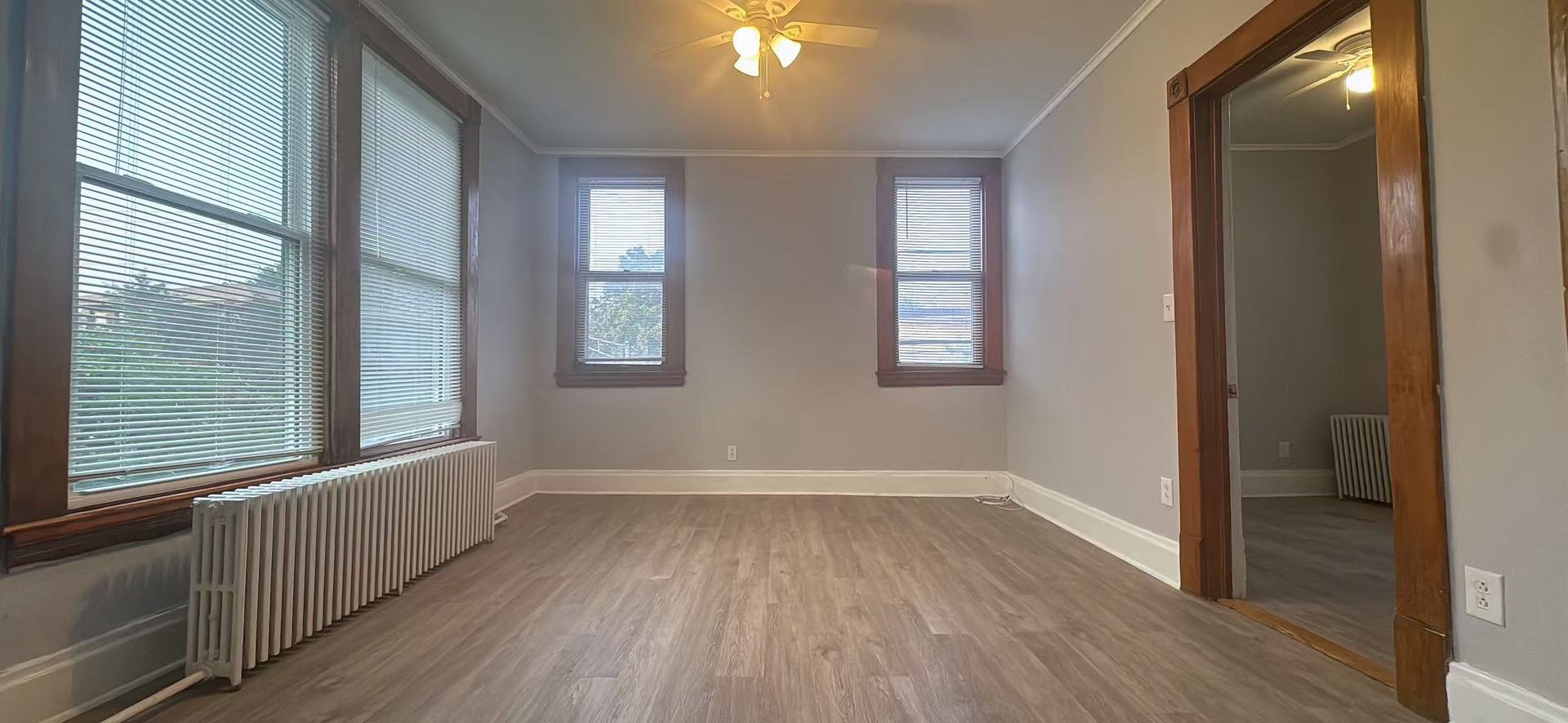 3017 S Lyman Street Unit: 2R
