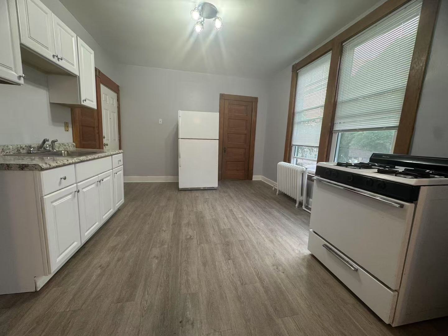 3017 S Lyman Street Unit: 2R
