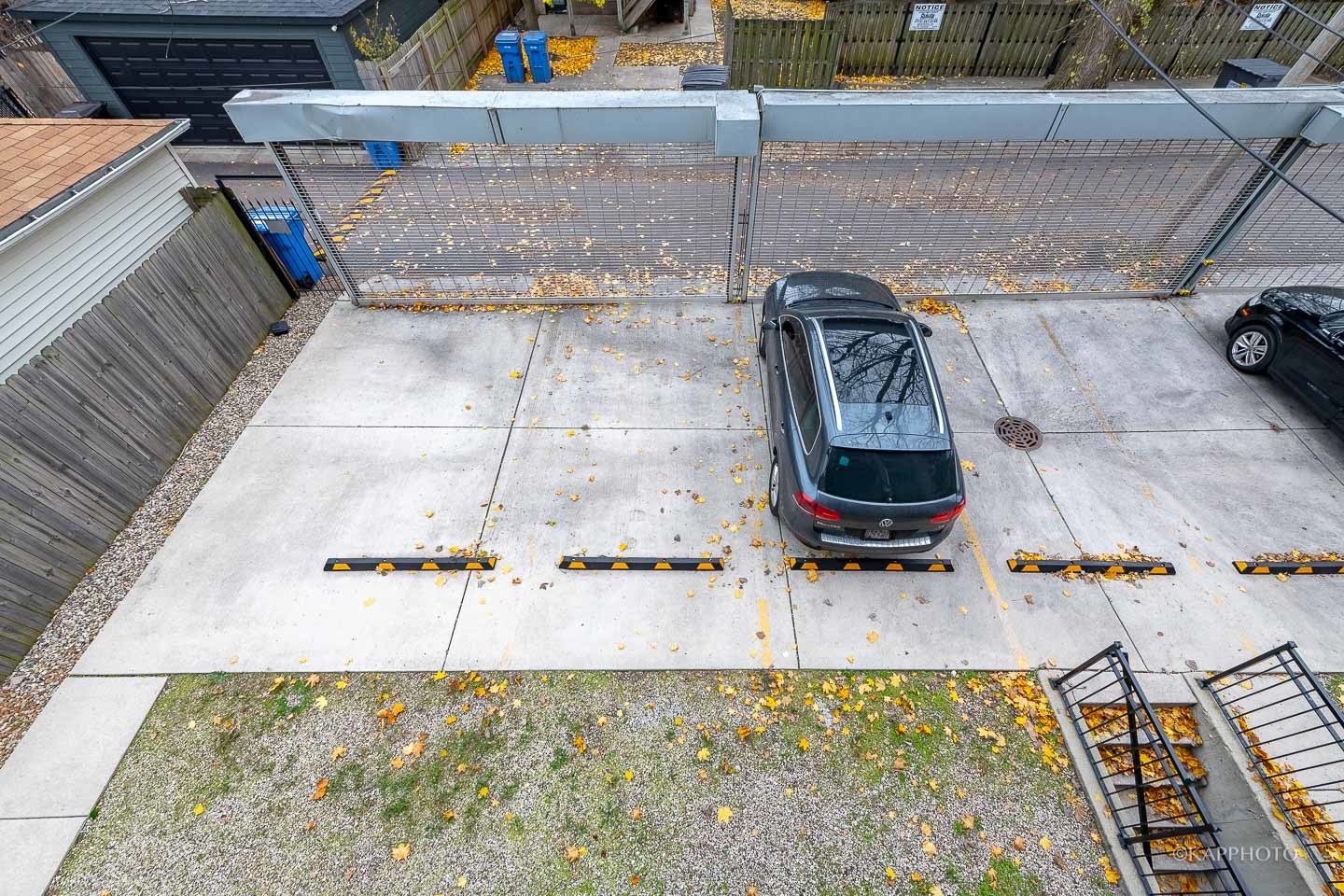 633 E Bowen Avenue Unit: 2E