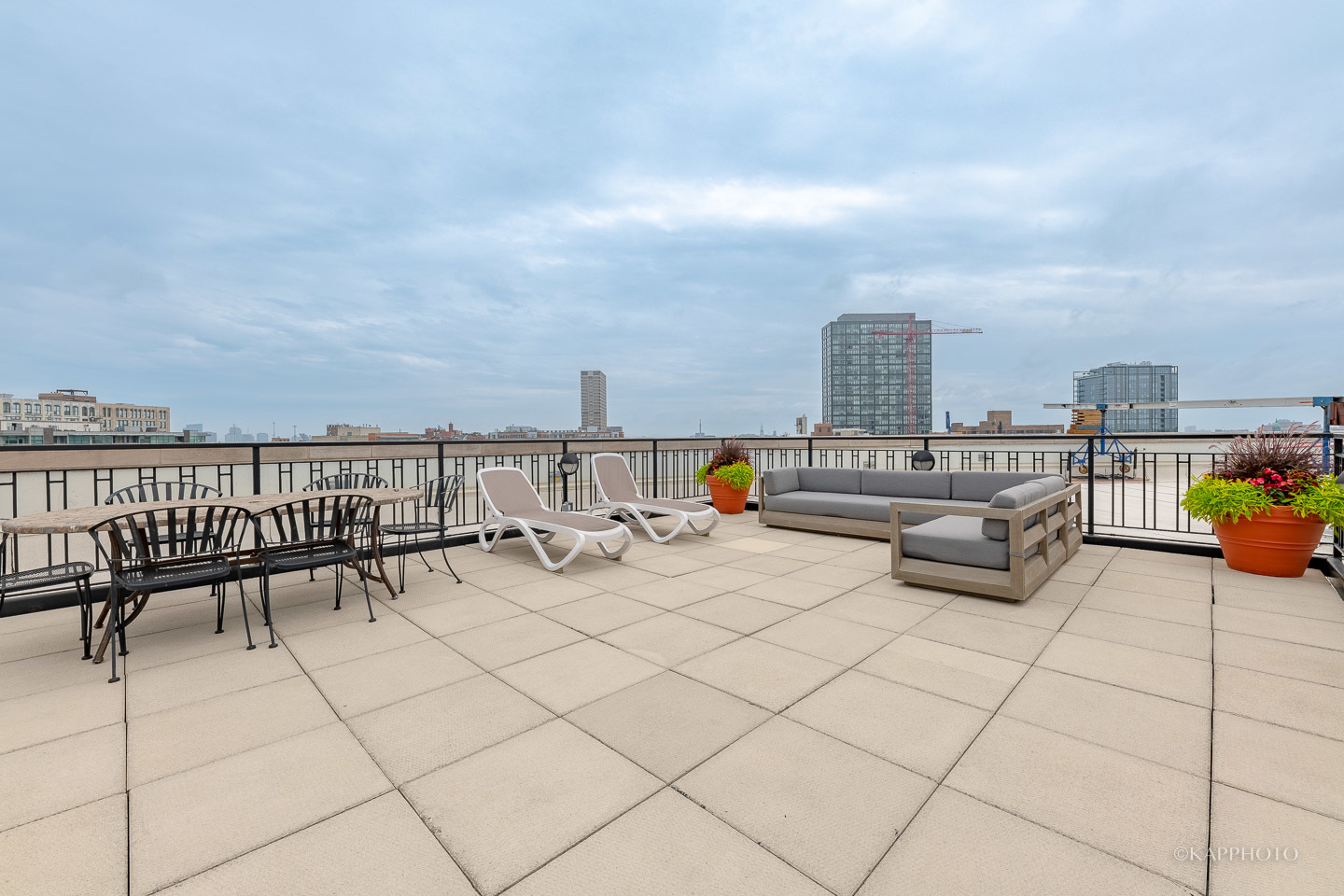 1000 W Adams Street Unit: 316