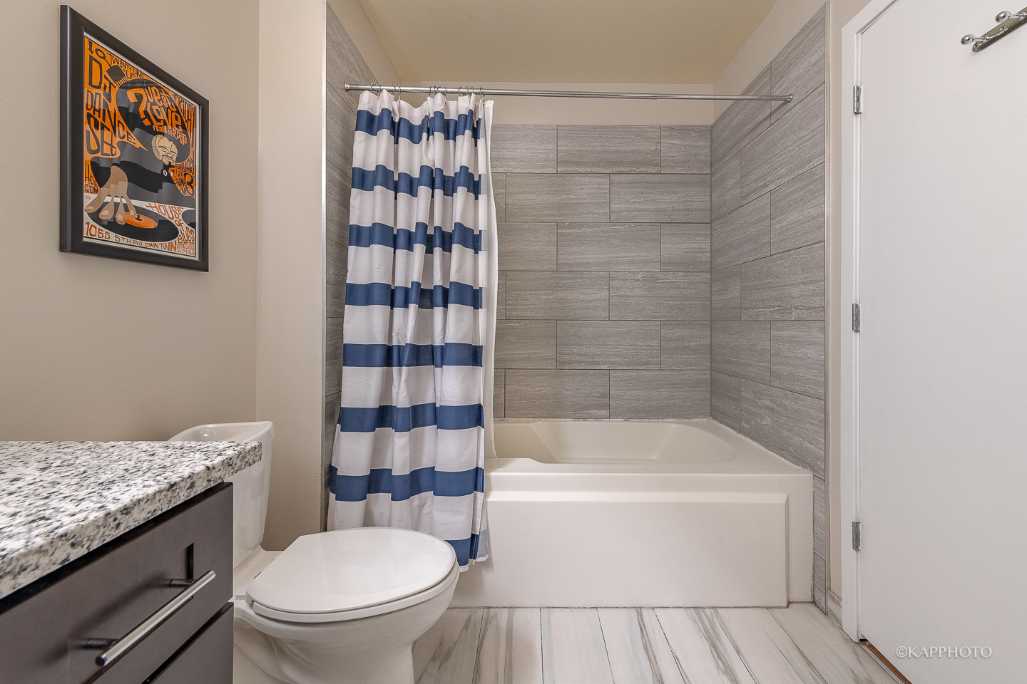 1000 W Adams Street Unit: 316