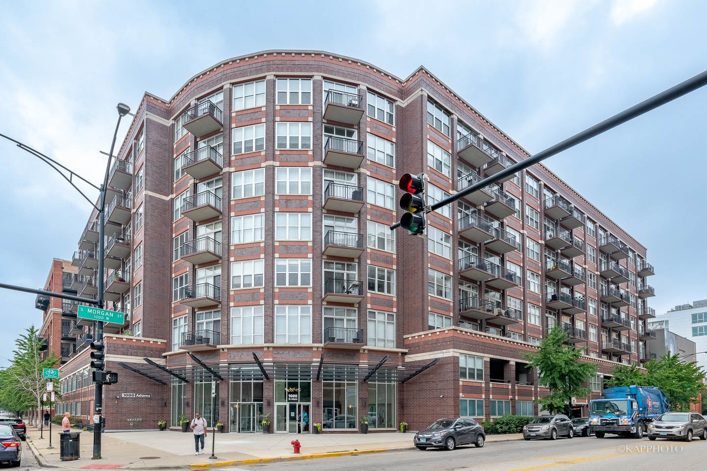 1000 W Adams Street Unit: 316