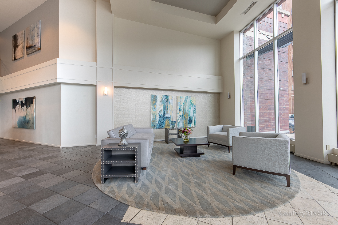 1000 W Adams Street Unit: 316