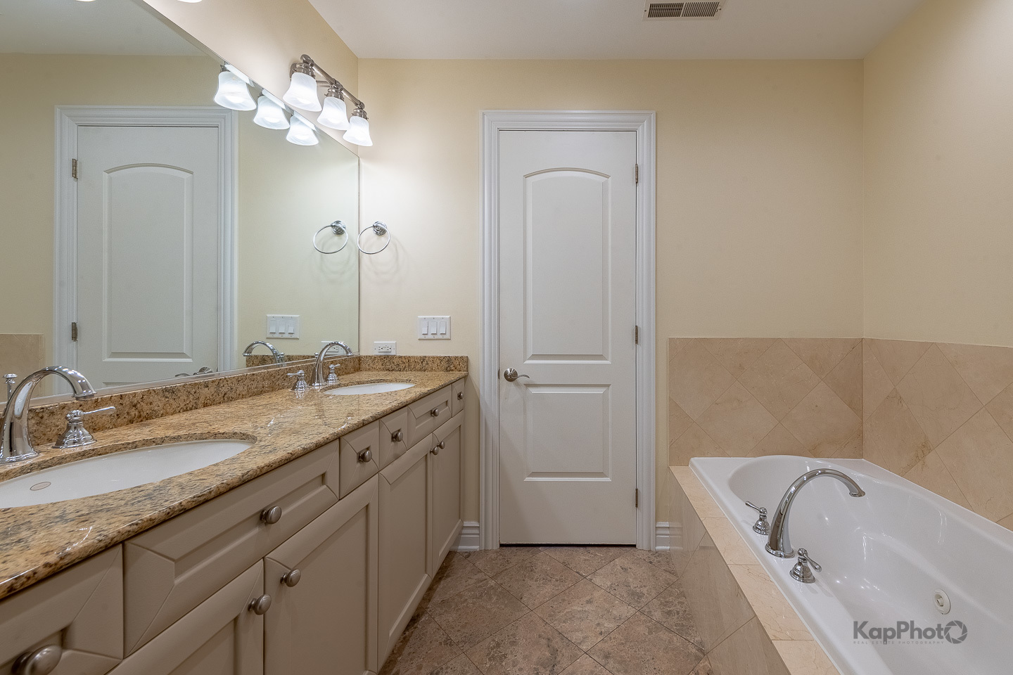 35 S Racine Avenue Unit: 5SW