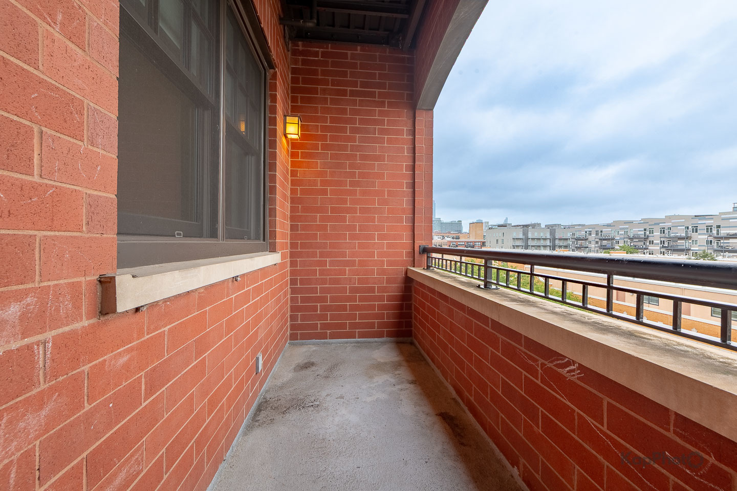 35 S Racine Avenue Unit: 5SW