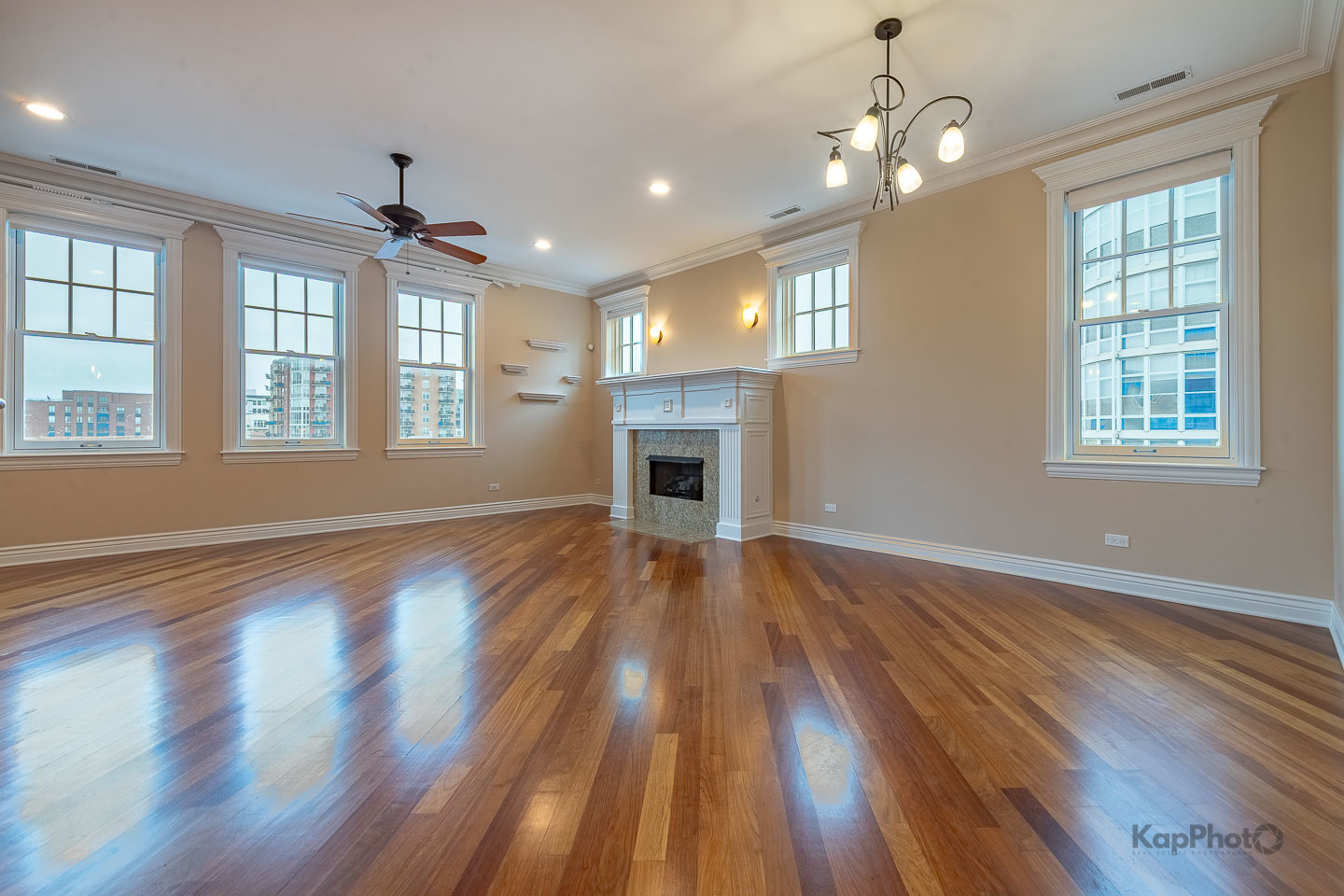 35 S Racine Avenue Unit: 5SW