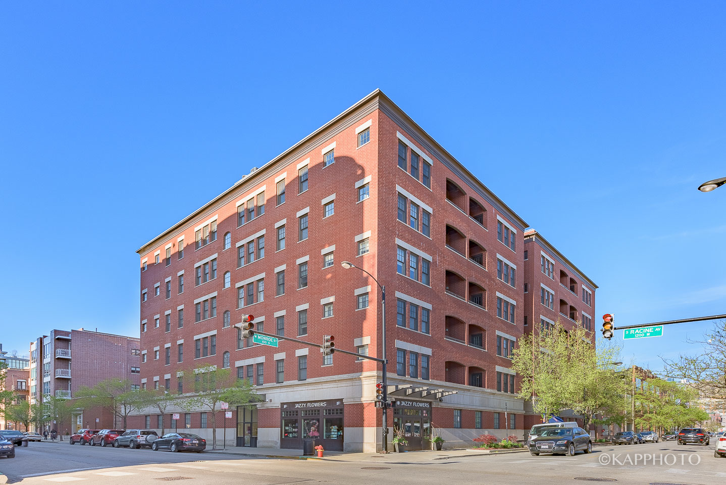 35 S Racine Avenue Unit: 5SW