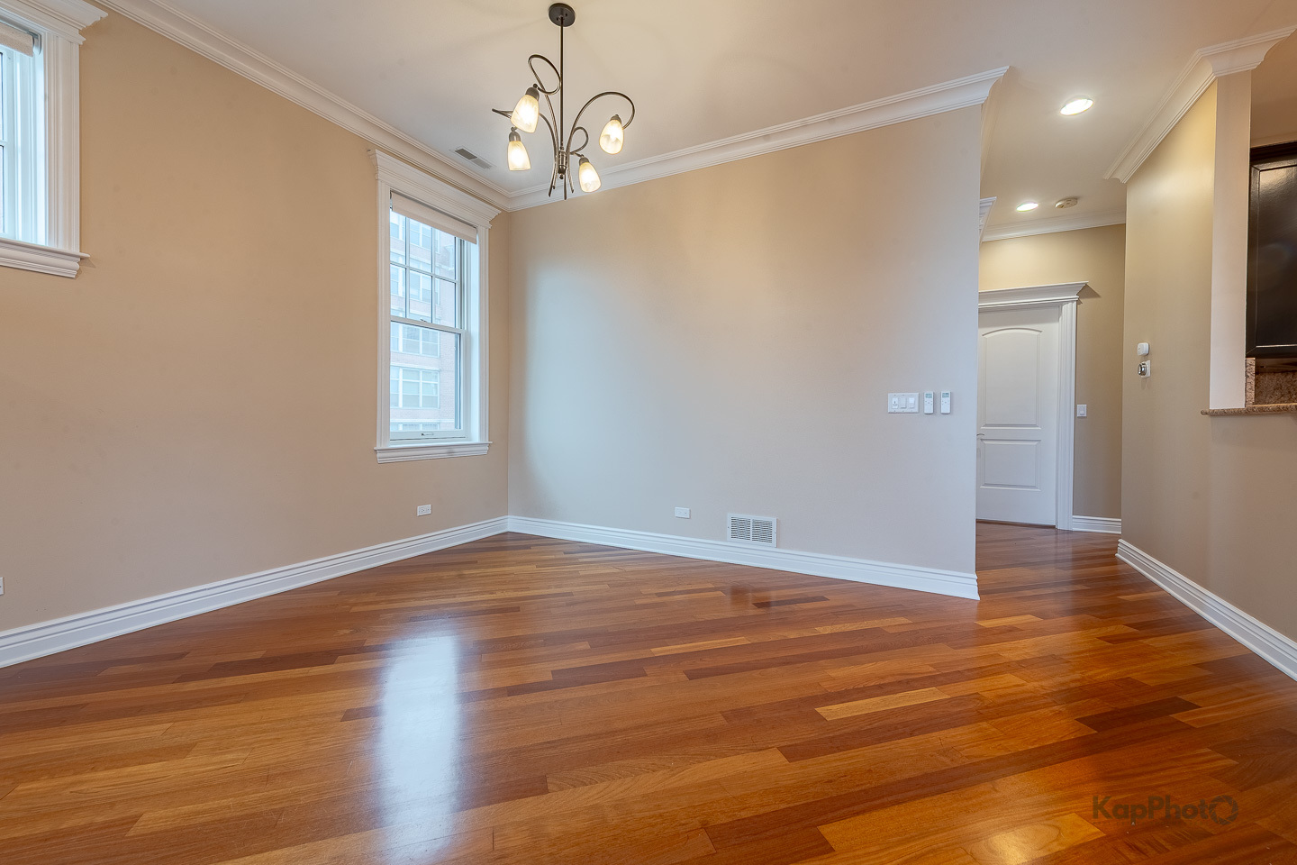 35 S Racine Avenue Unit: 5SW