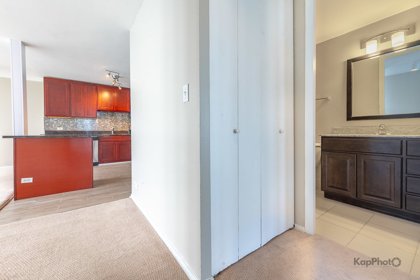 6700 S South Shore Drive Unit: 14A