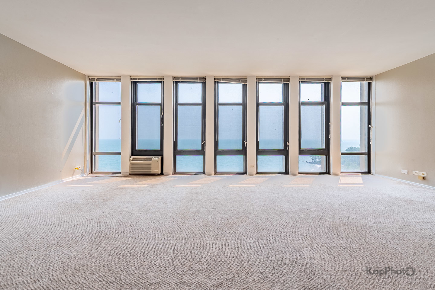 6700 S South Shore Drive Unit: 14A