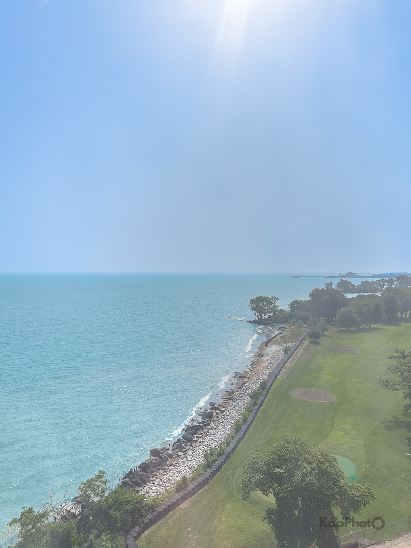 6700 S South Shore Drive Unit: 14A