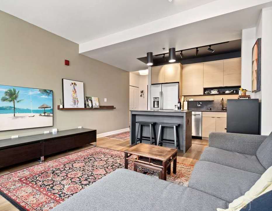 1250 S Michigan Avenue Unit: 1607