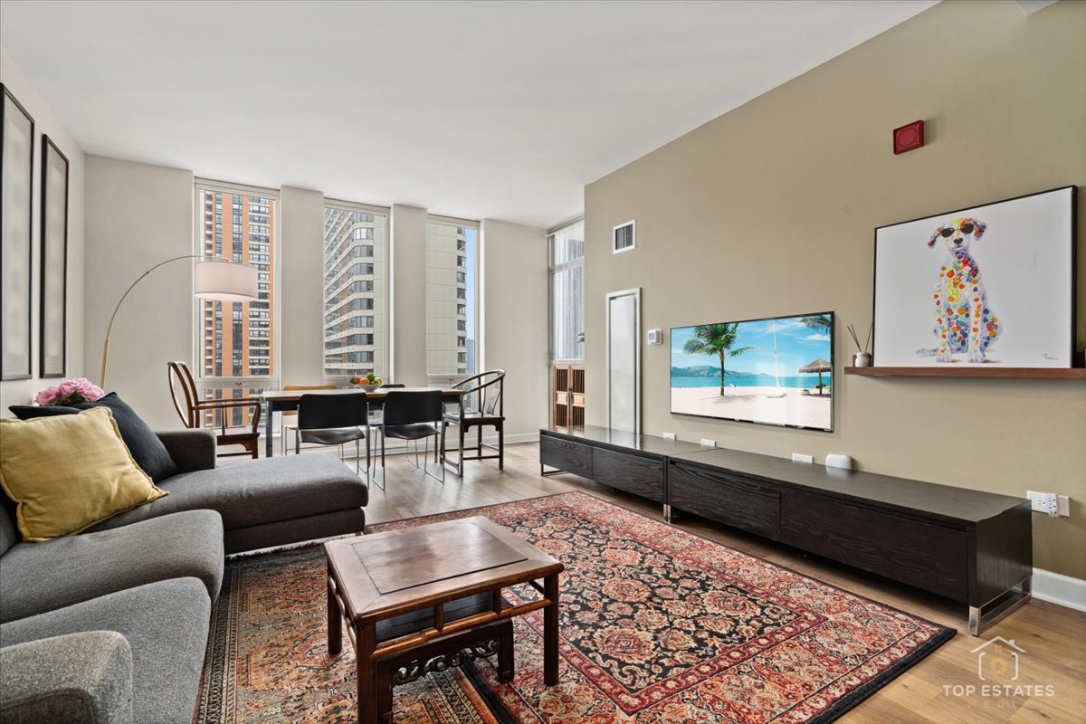 1250 S Michigan Avenue Unit: 1607