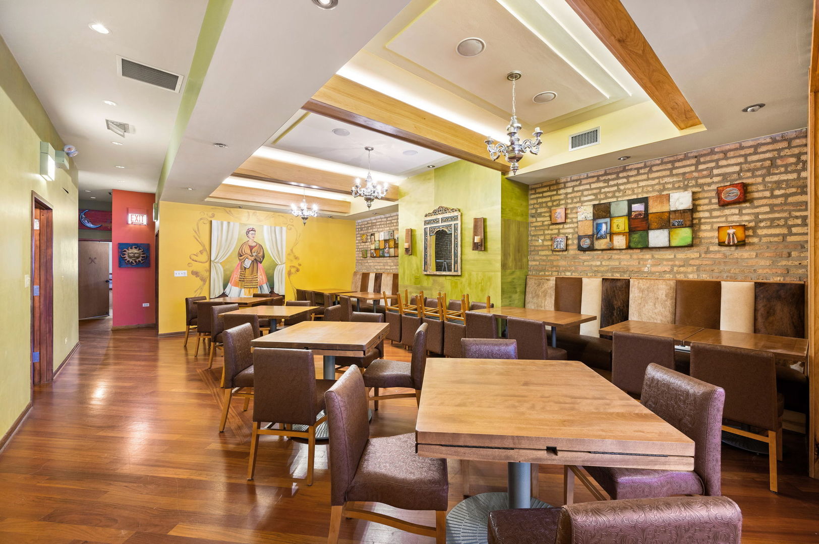 3115 N Lincoln Avenue