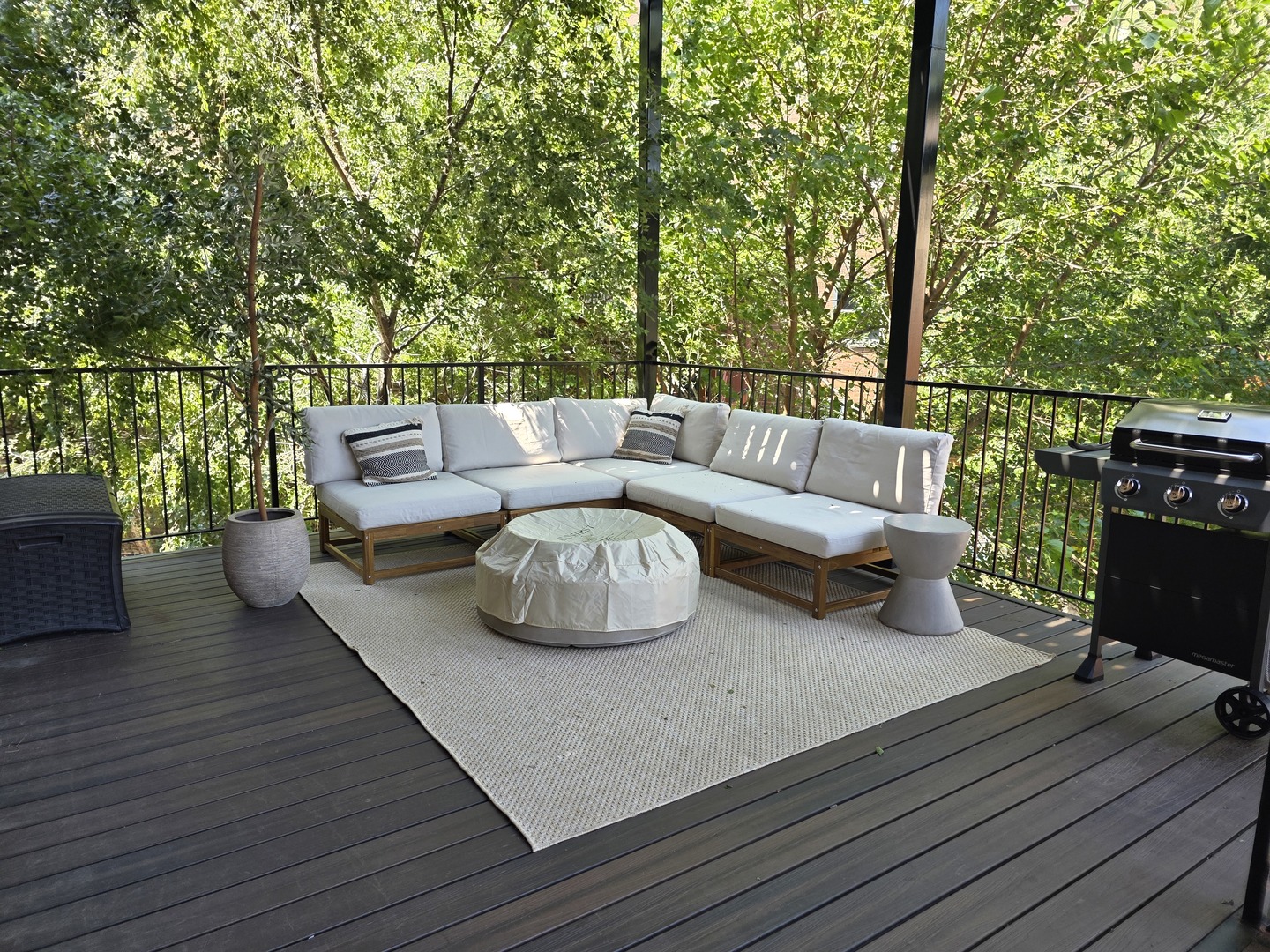 1346 W Augusta Boulevard Unit: 2