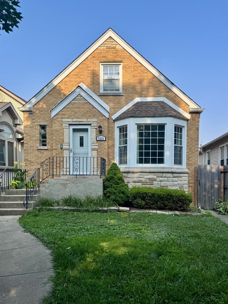 5321 N Moody Avenue