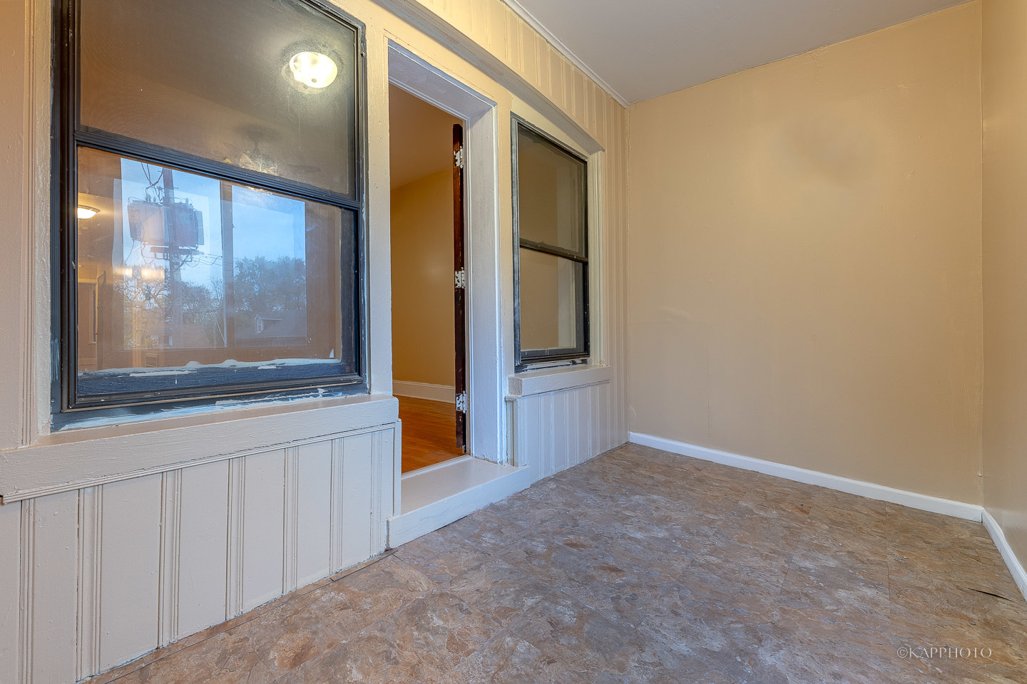 6819 S Ridgeland Avenue Unit: 2