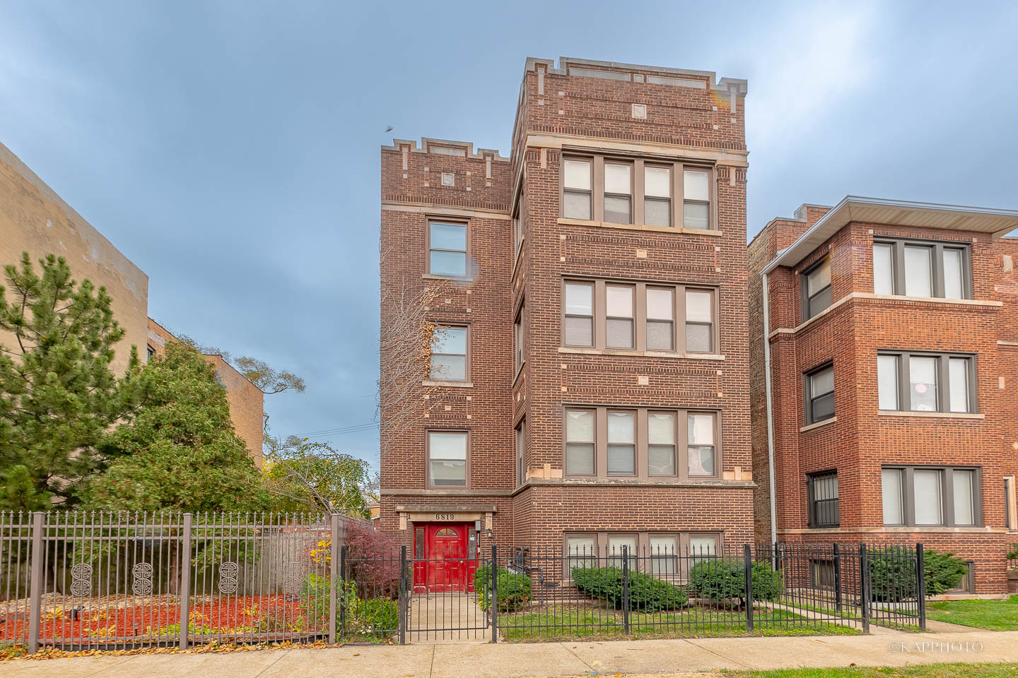 6819 S Ridgeland Avenue Unit: 2