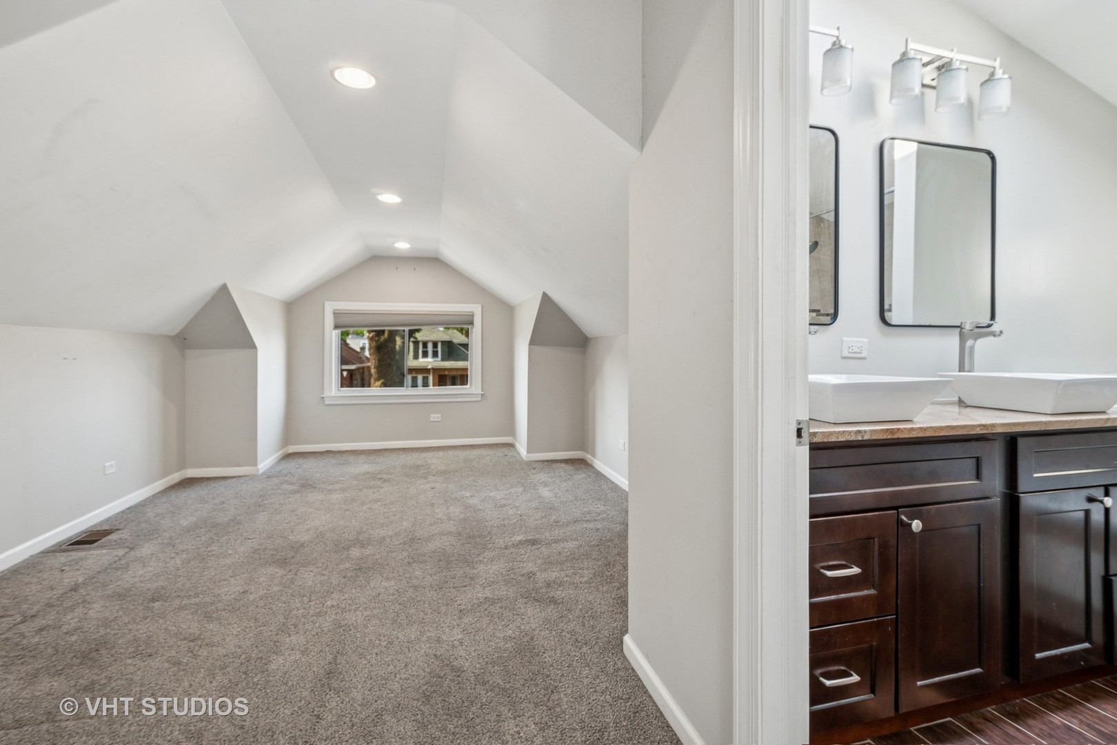 5155 W George Street