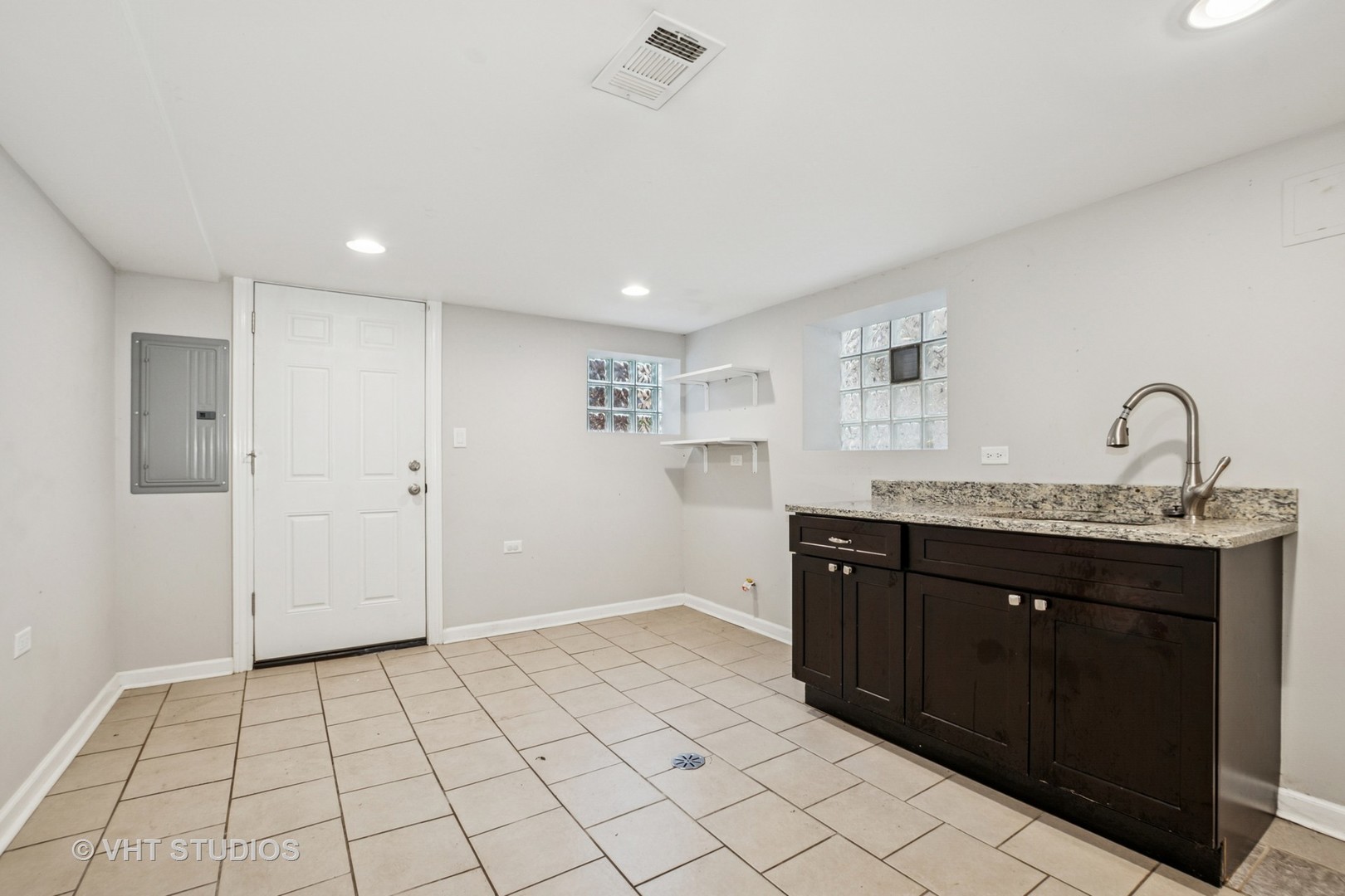 5155 W George Street