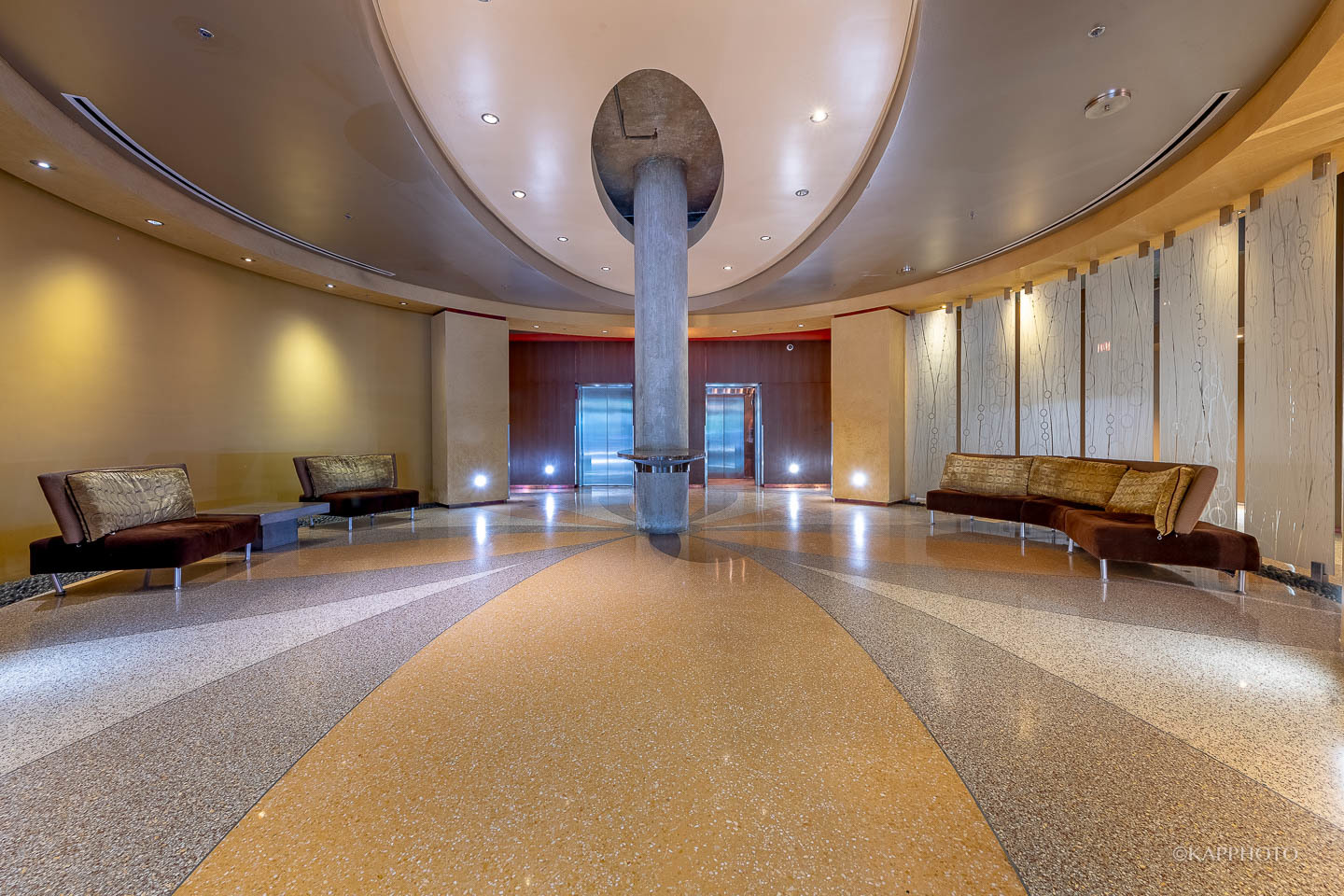 125 E 13TH Street Unit: 1113