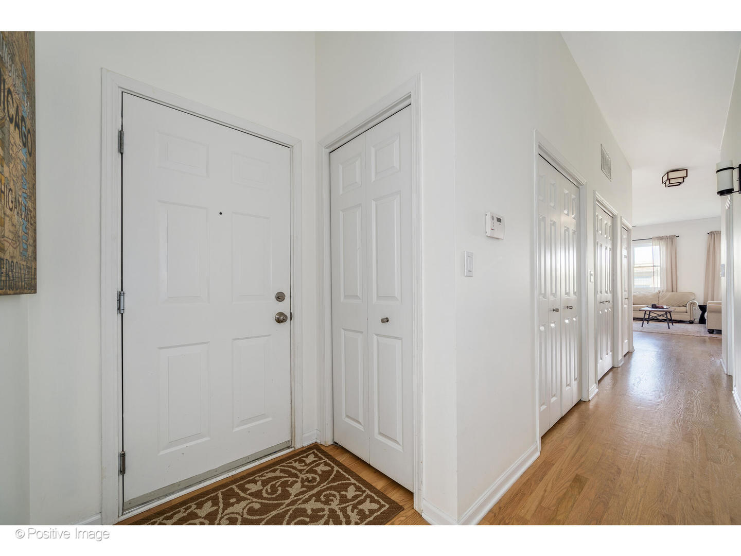 1025 W Buena Avenue Unit: 4E