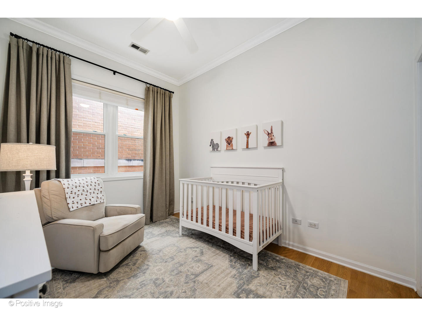 1025 W Buena Avenue Unit: 4E