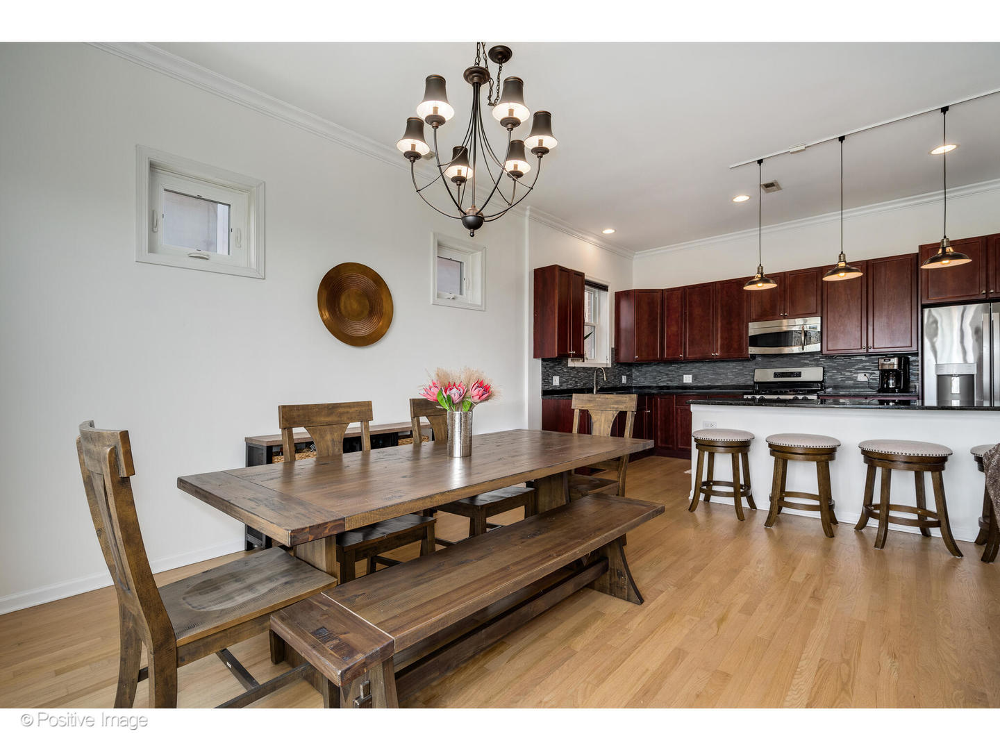 1025 W Buena Avenue Unit: 4E