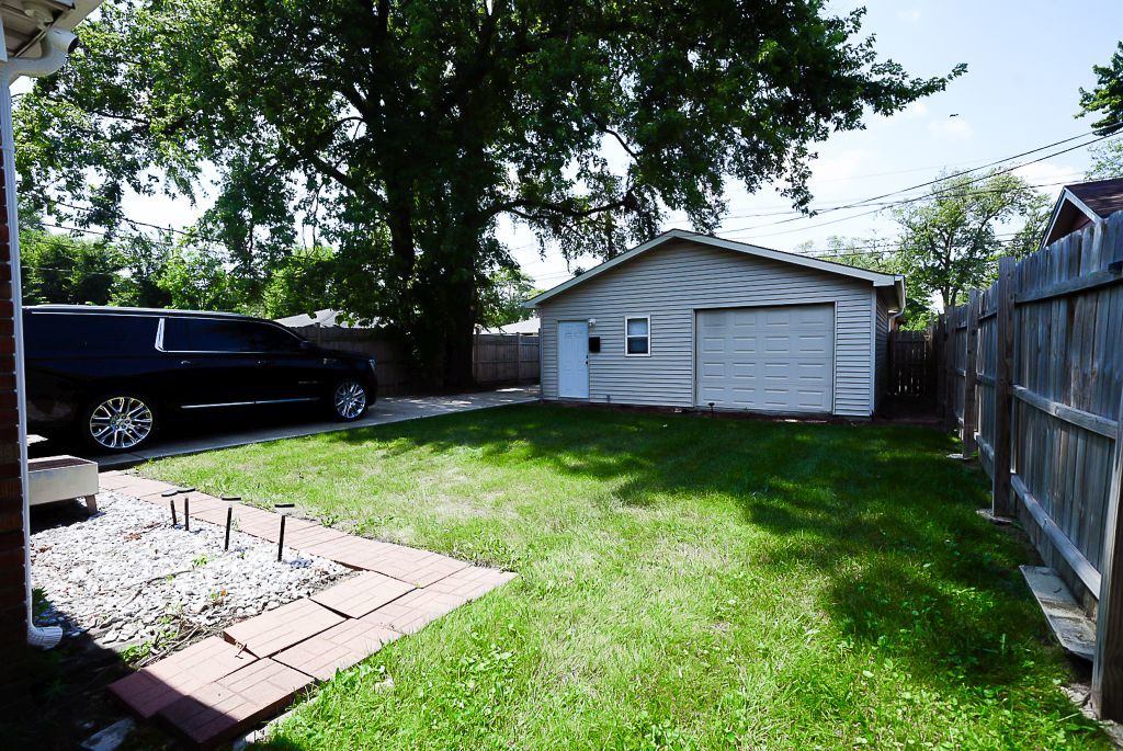 14704 Edbrooke Avenue