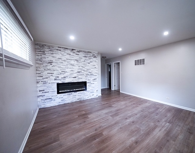 14704 Edbrooke Avenue