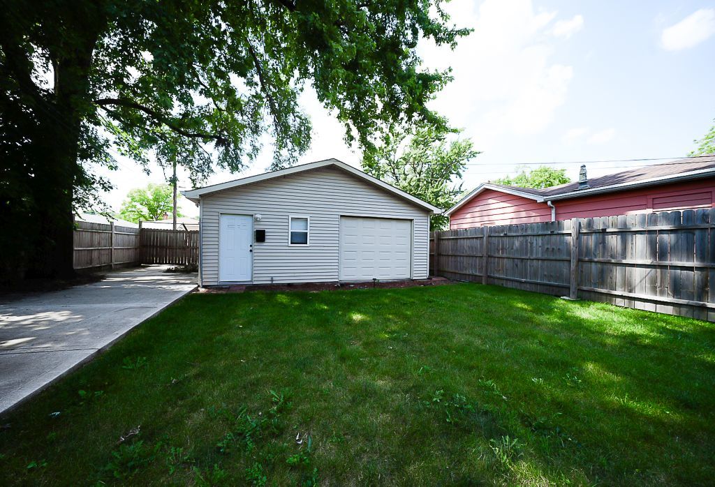 14704 Edbrooke Avenue