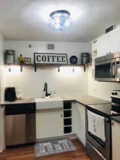 200 N Dearborn Street Unit: 3401