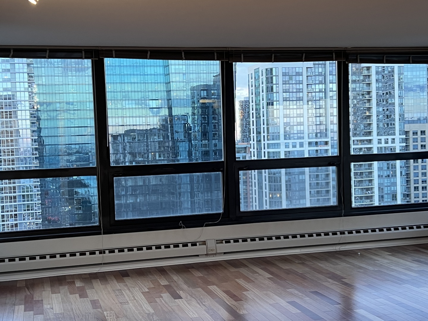 360 E Randolph Street Unit: 3507