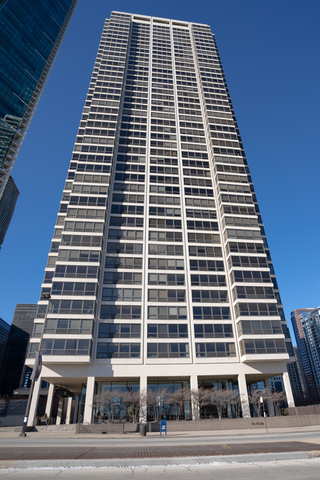 360 E Randolph Street Unit: 3507