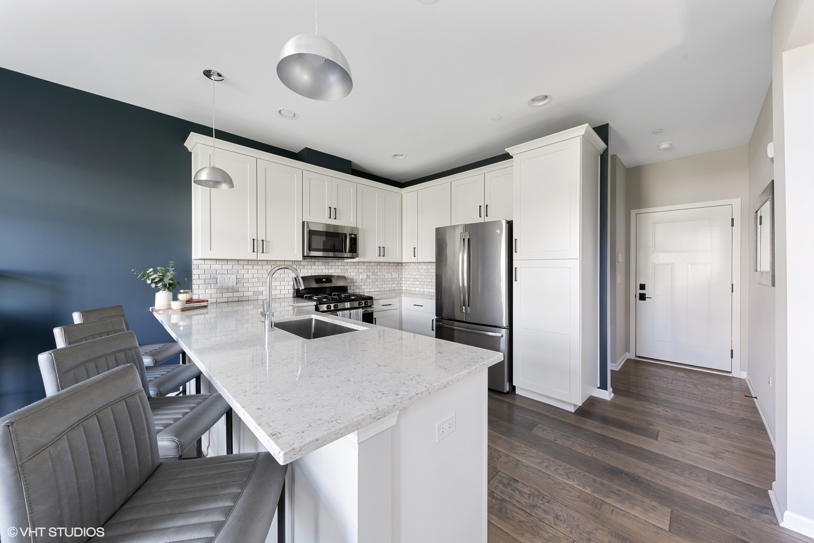 3225 N Heritage Lane