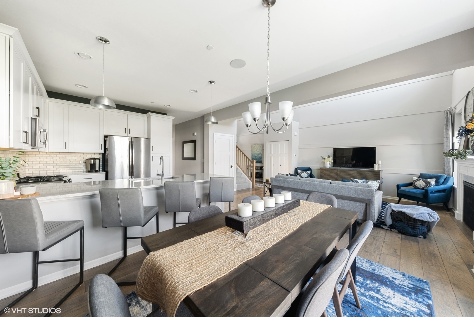 3225 N Heritage Lane