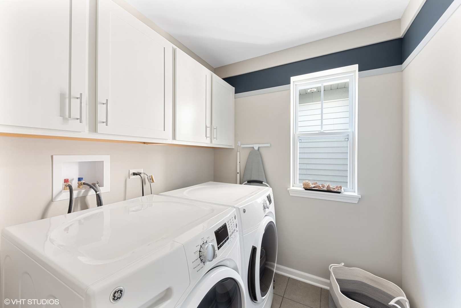 3225 N Heritage Lane