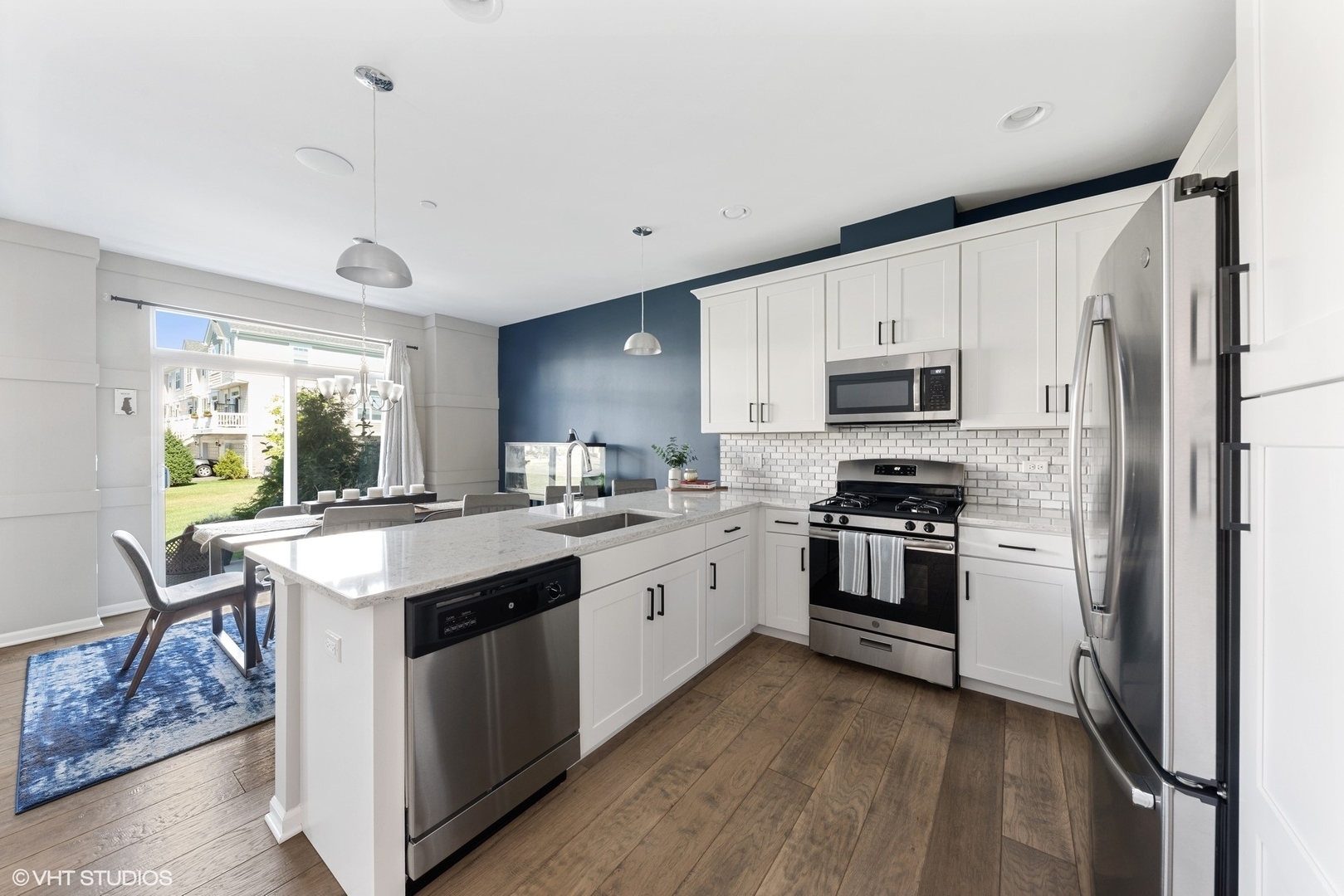 3225 N Heritage Lane