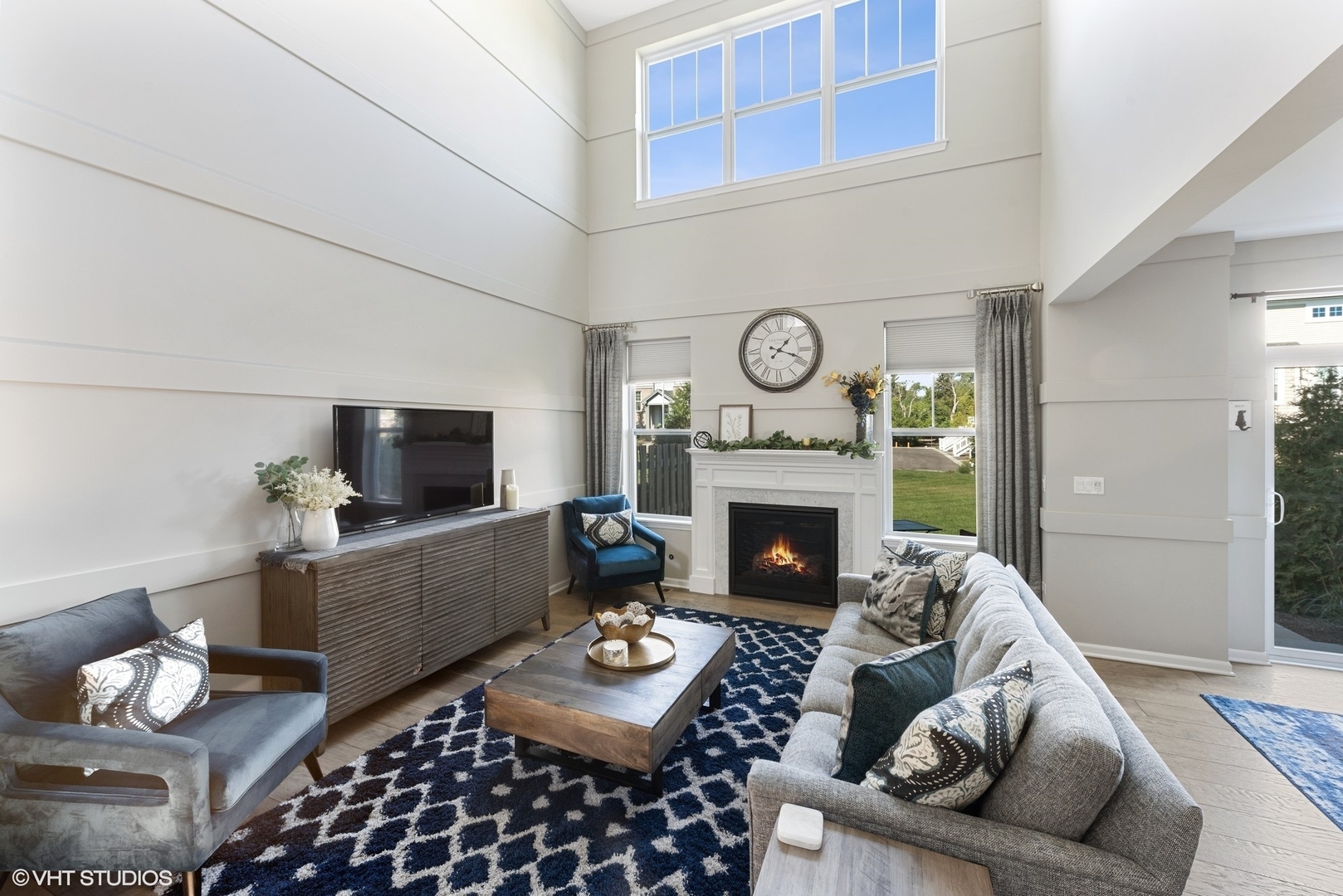 3225 N Heritage Lane