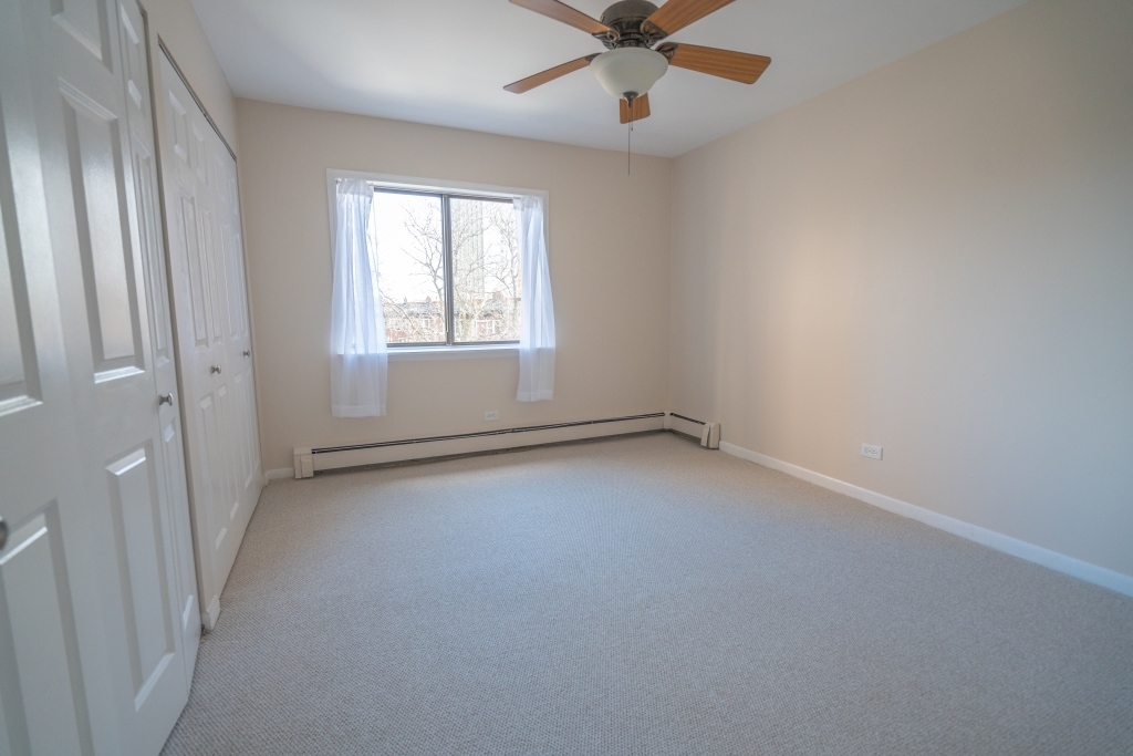 3620 N Pine Grove Avenue Unit: 501