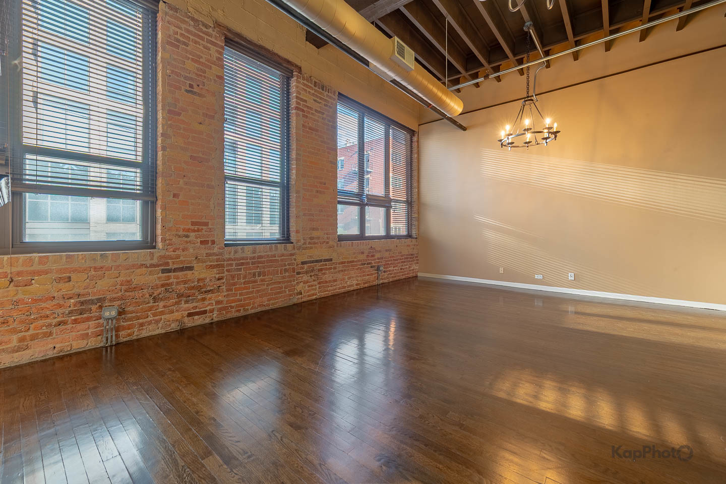 22 N Morgan Street Unit: 211