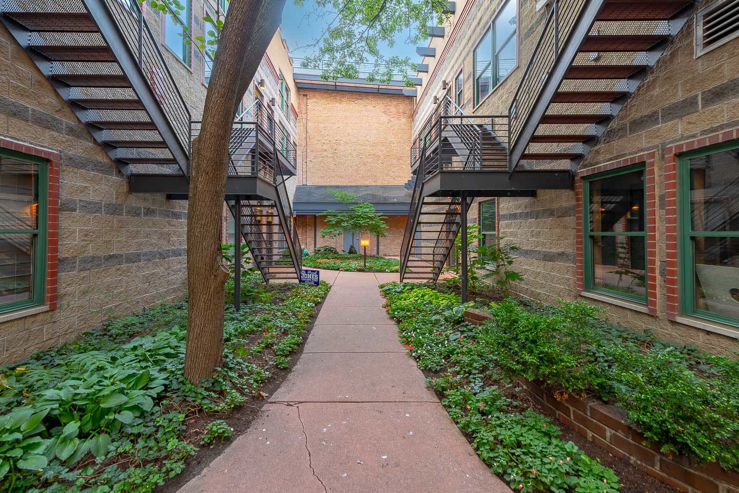 22 N Morgan Street Unit: 211