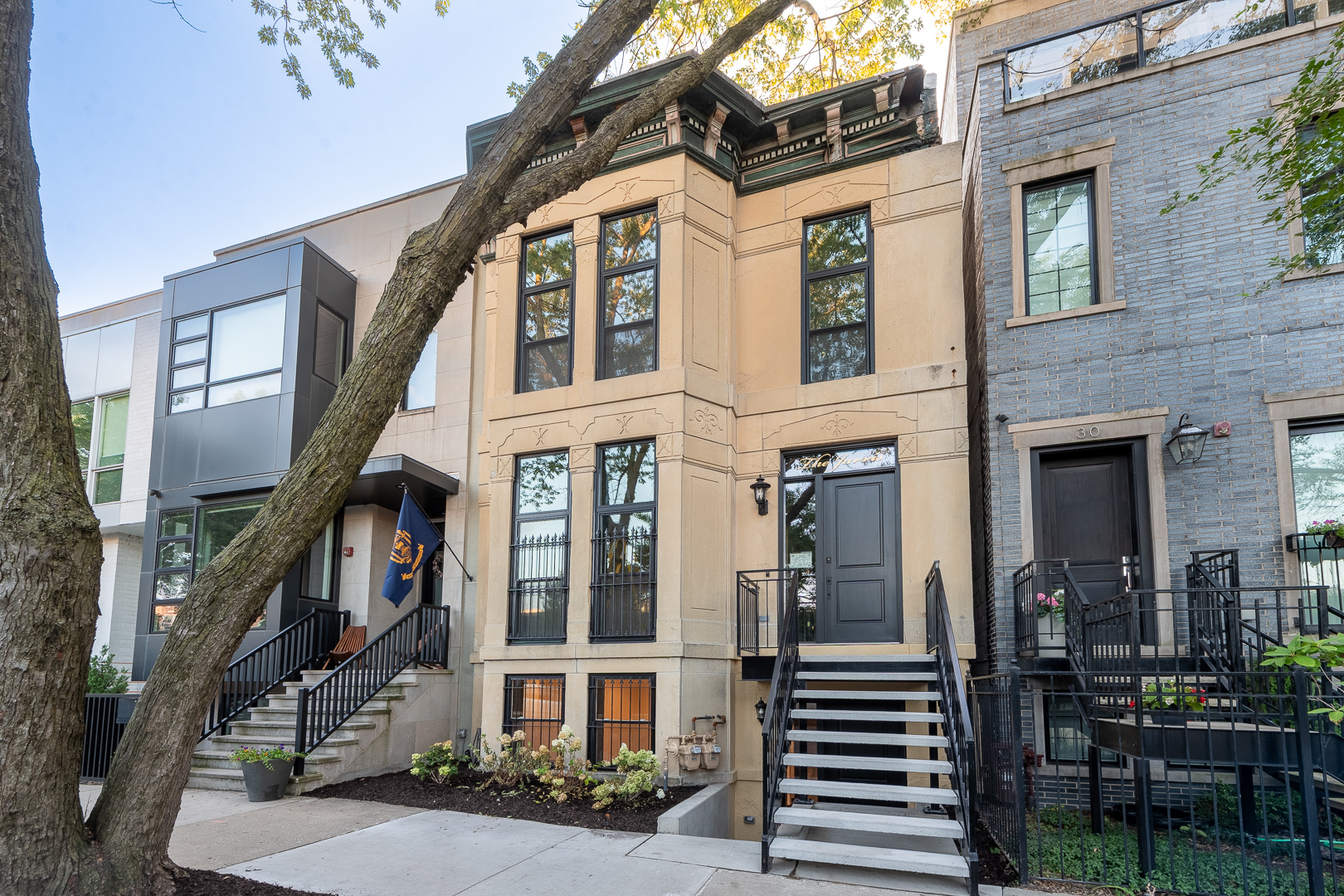 28 N Throop Street Unit: 1