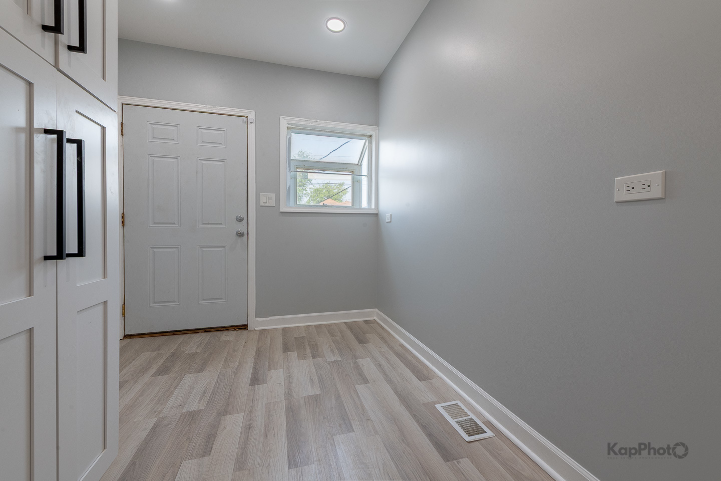 9340 S Elizabeth Street